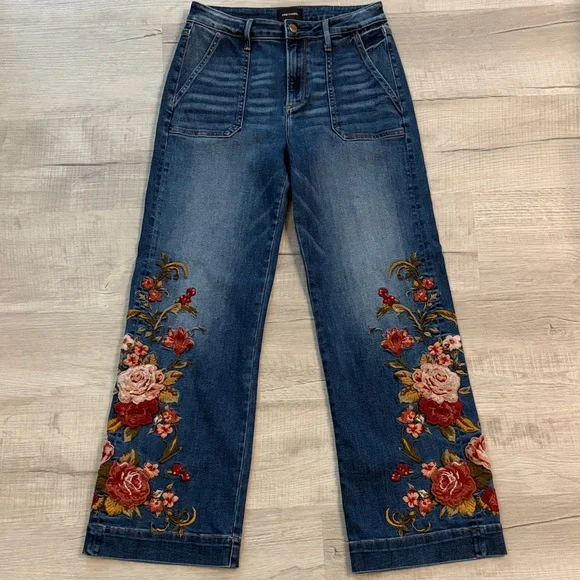 DRIFTWOOD Charlee Wide Leg Floral Embroidered Jeans 27 - Picture 1 of 7